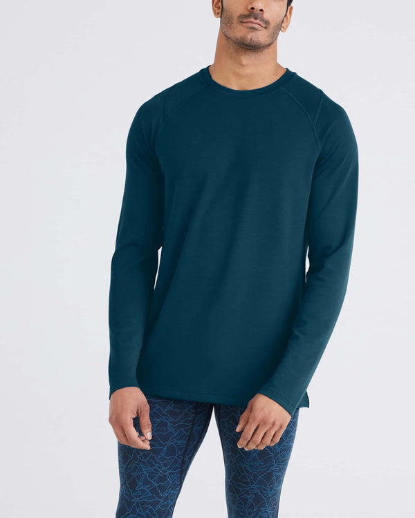 Front - Model wearing Roast Master Mid-Weight Long Sleeve Crew in Storm