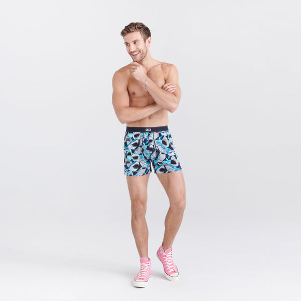 Front - Model wearing Daytripper Loose Boxer Fly in Shark Tank Camo- Navy