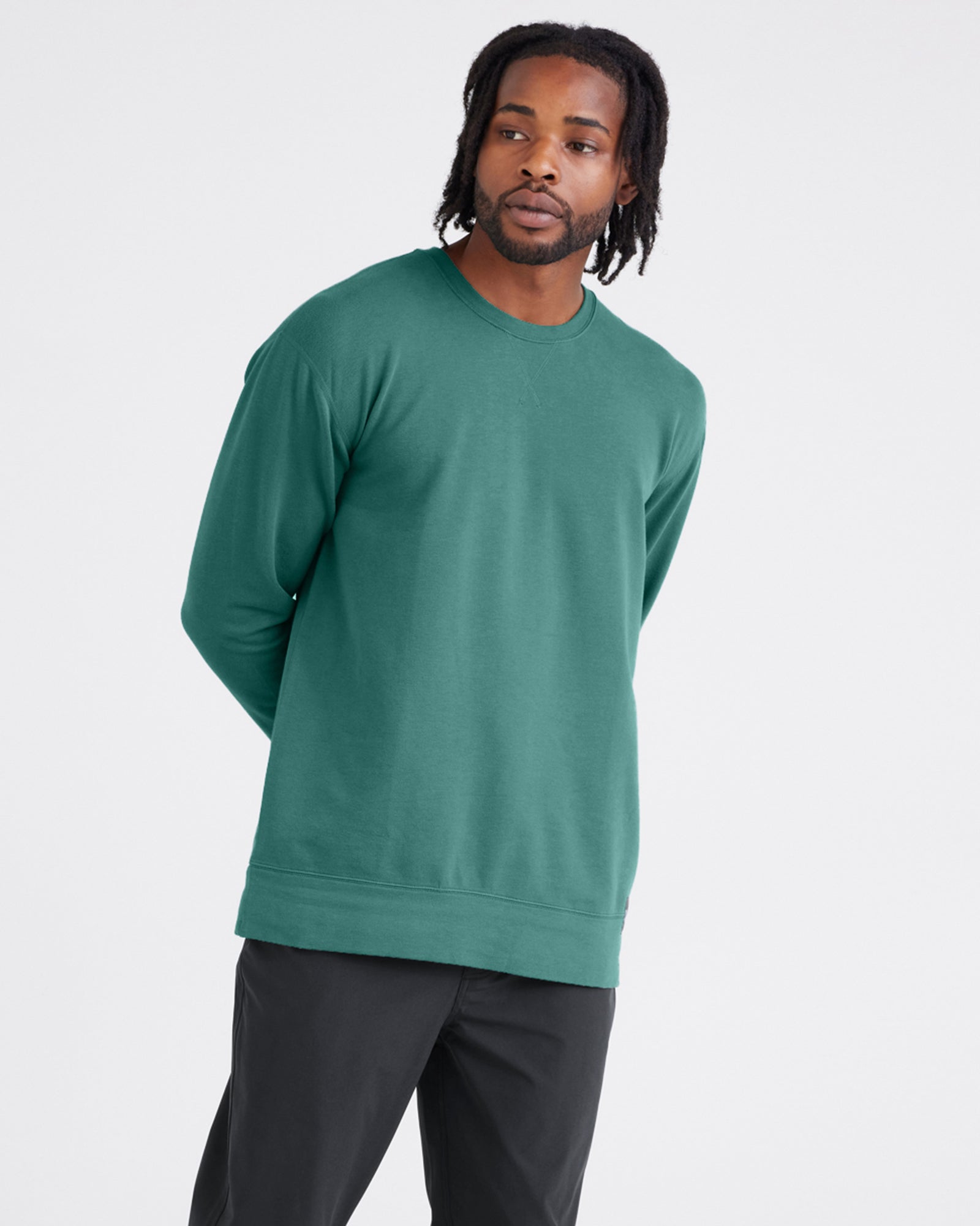 Front - Model wearing  3Six Five Lounge Long Sleeve Crew in Pine