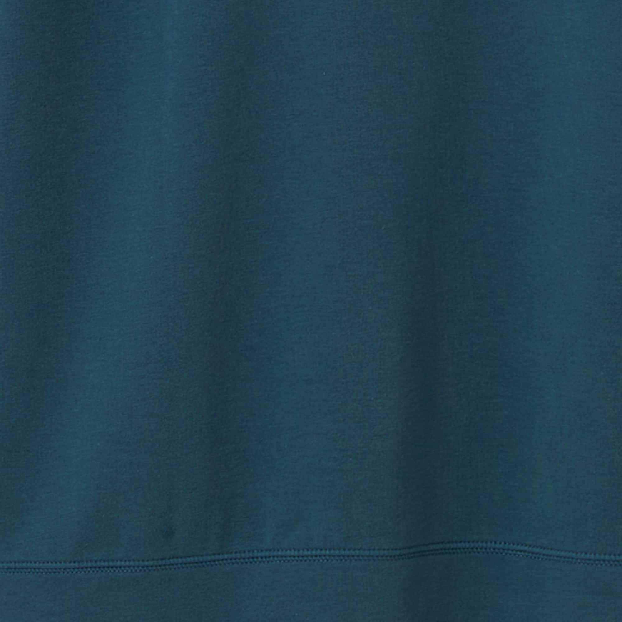 Swatch of 3Six Five Lounge Long Sleeve Crew in Storm