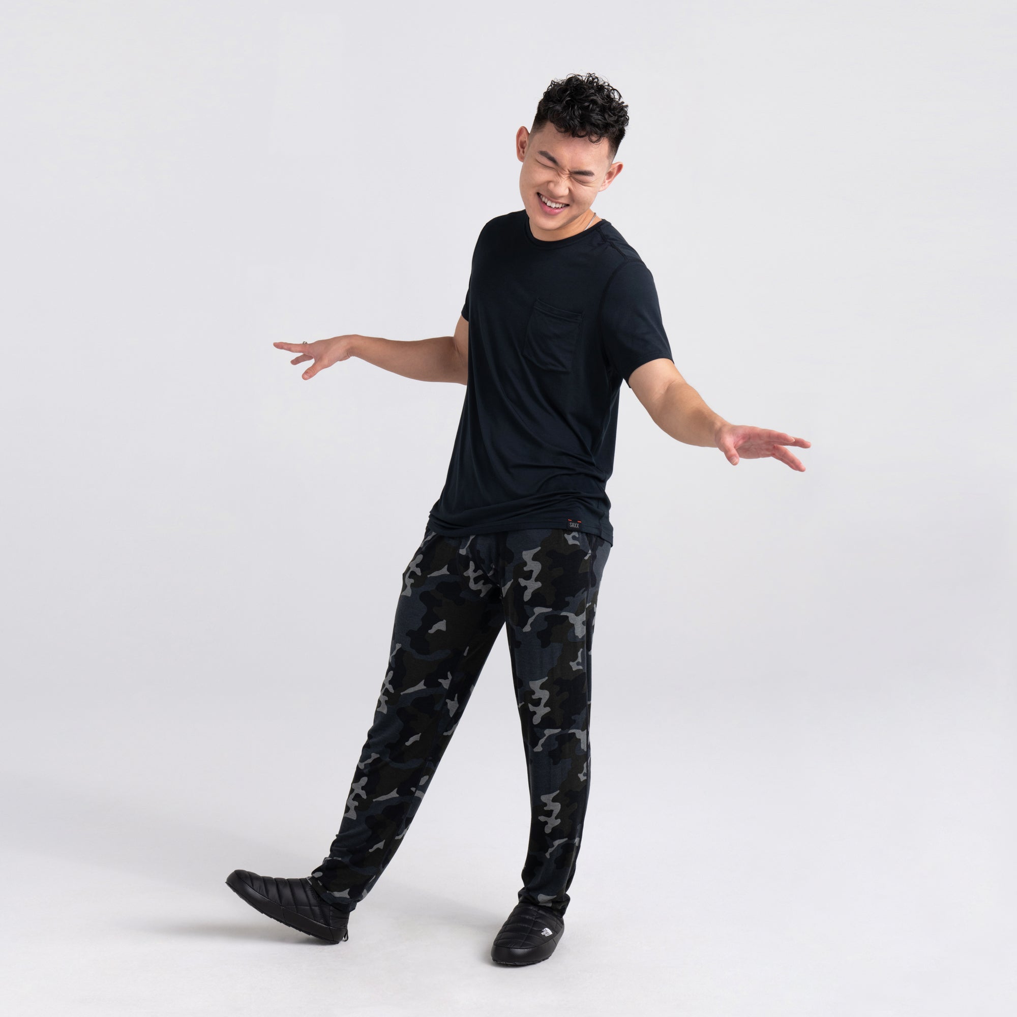 Front - Model wearing Sleepwalker Pant in Supersize Camo- Graphite