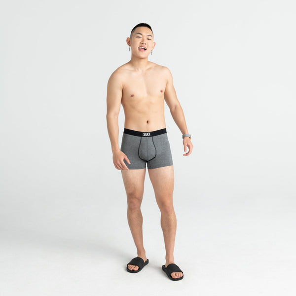 Front - Model wearing Vibe Trunk in Salt & Pepper